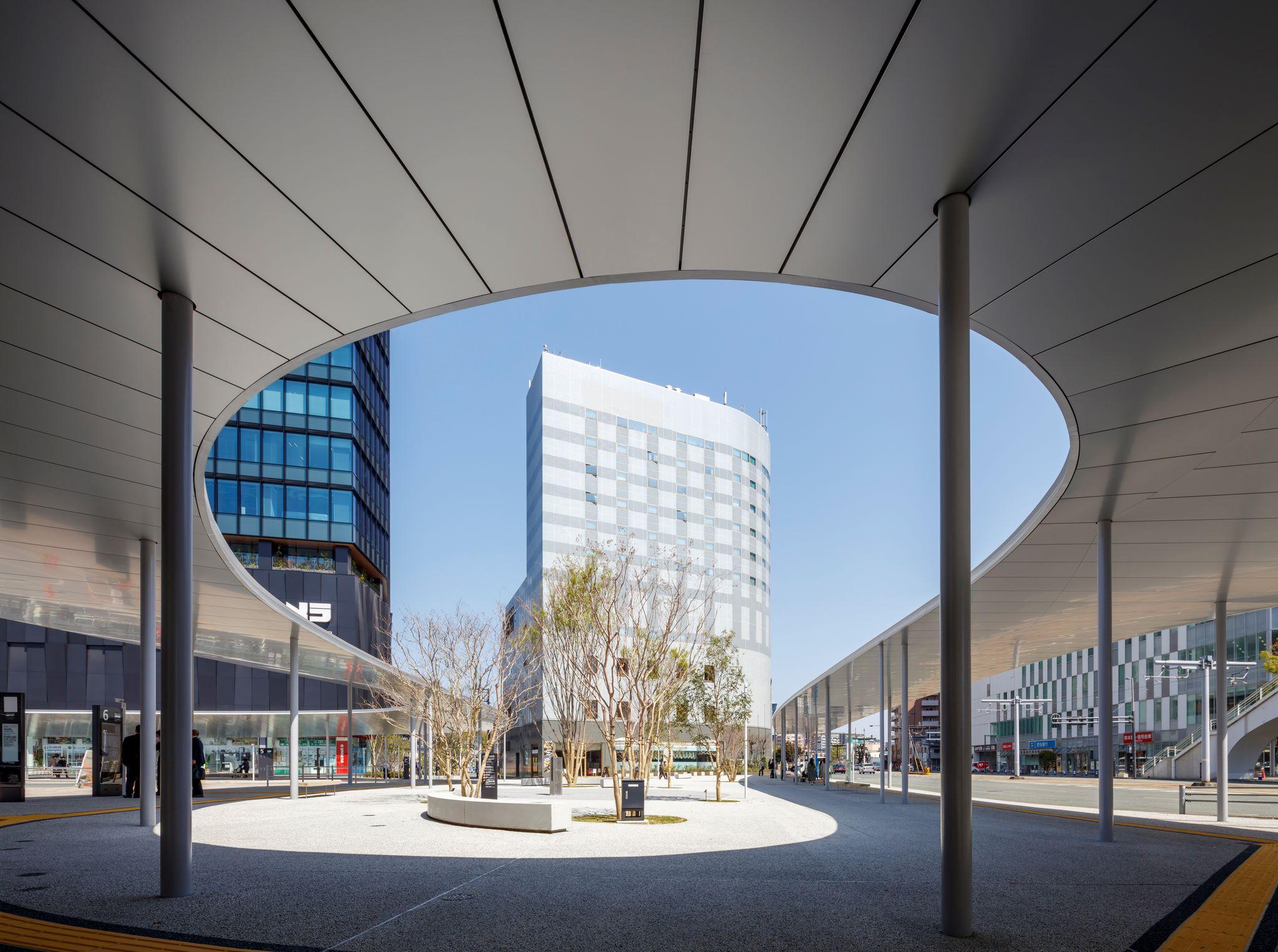 Station square (plaza)